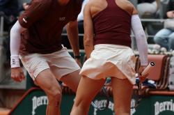 开云体育平台APP-关于意大利网球队碾压德国网球队，瓦林卡统治全场的信息