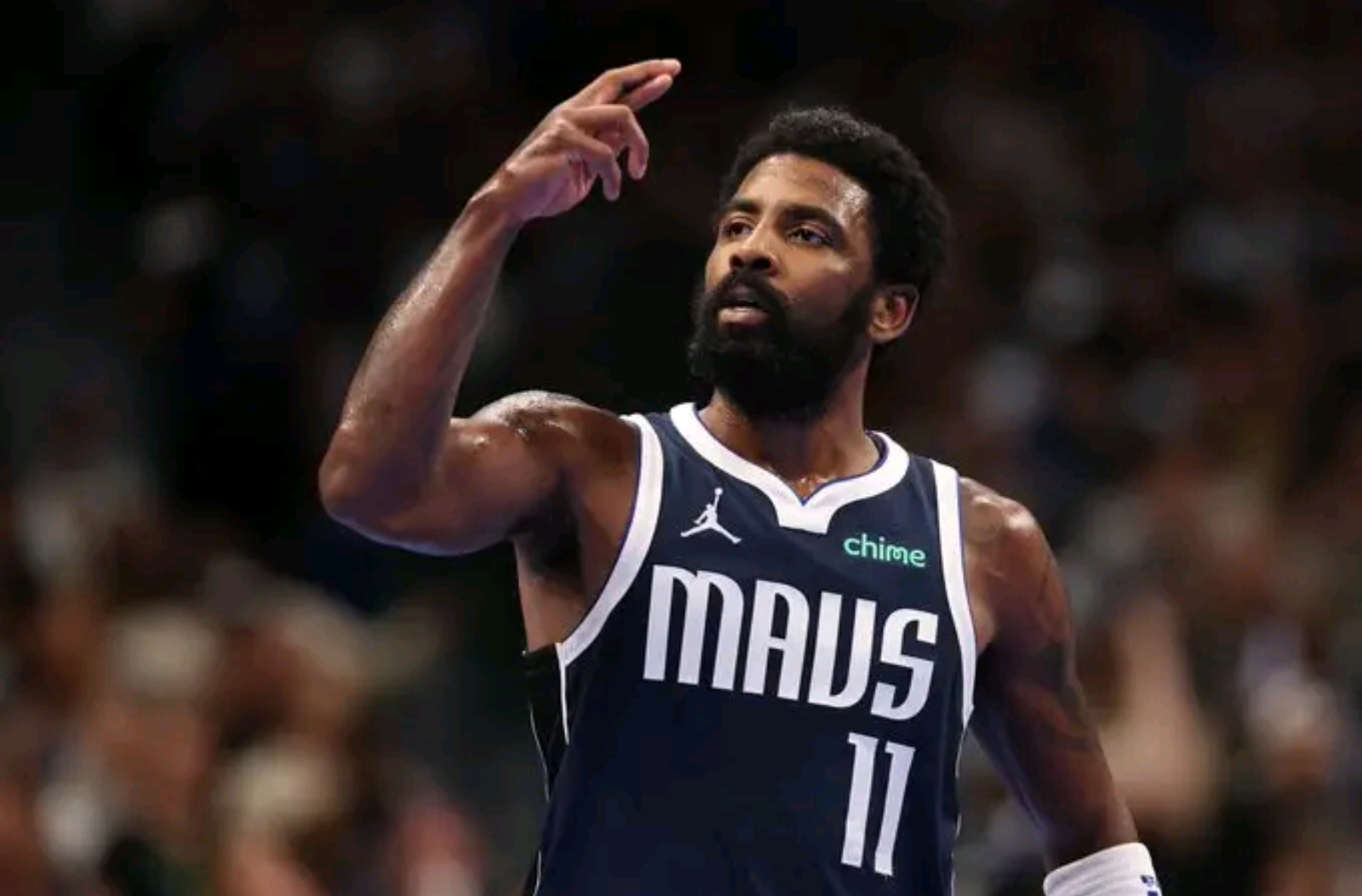 开拓者险胜独行侠，利拉德32分再获关键时刻得分