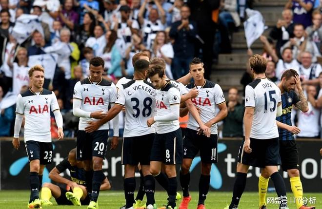 法兰克福赢得关键比赛,提升排名的简单介绍 法兰克福赢得关键比赛,提升排名的简单介绍