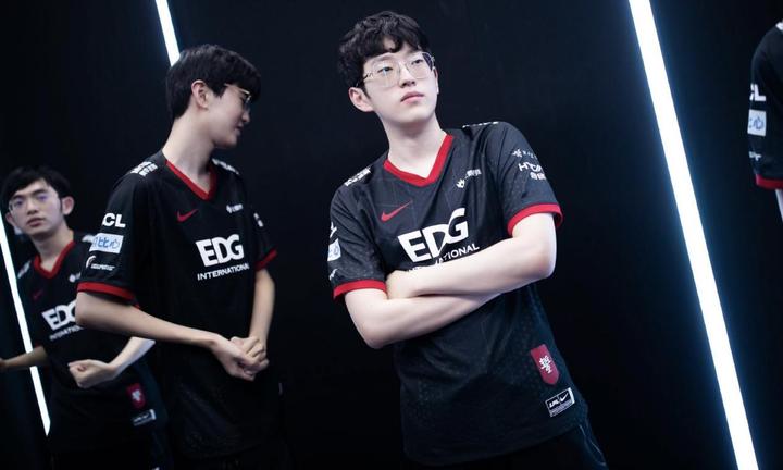 关于EDG碾压DK,Ming惊艳世界的信息 关于EDG碾压DK,Ming惊艳世界的信息