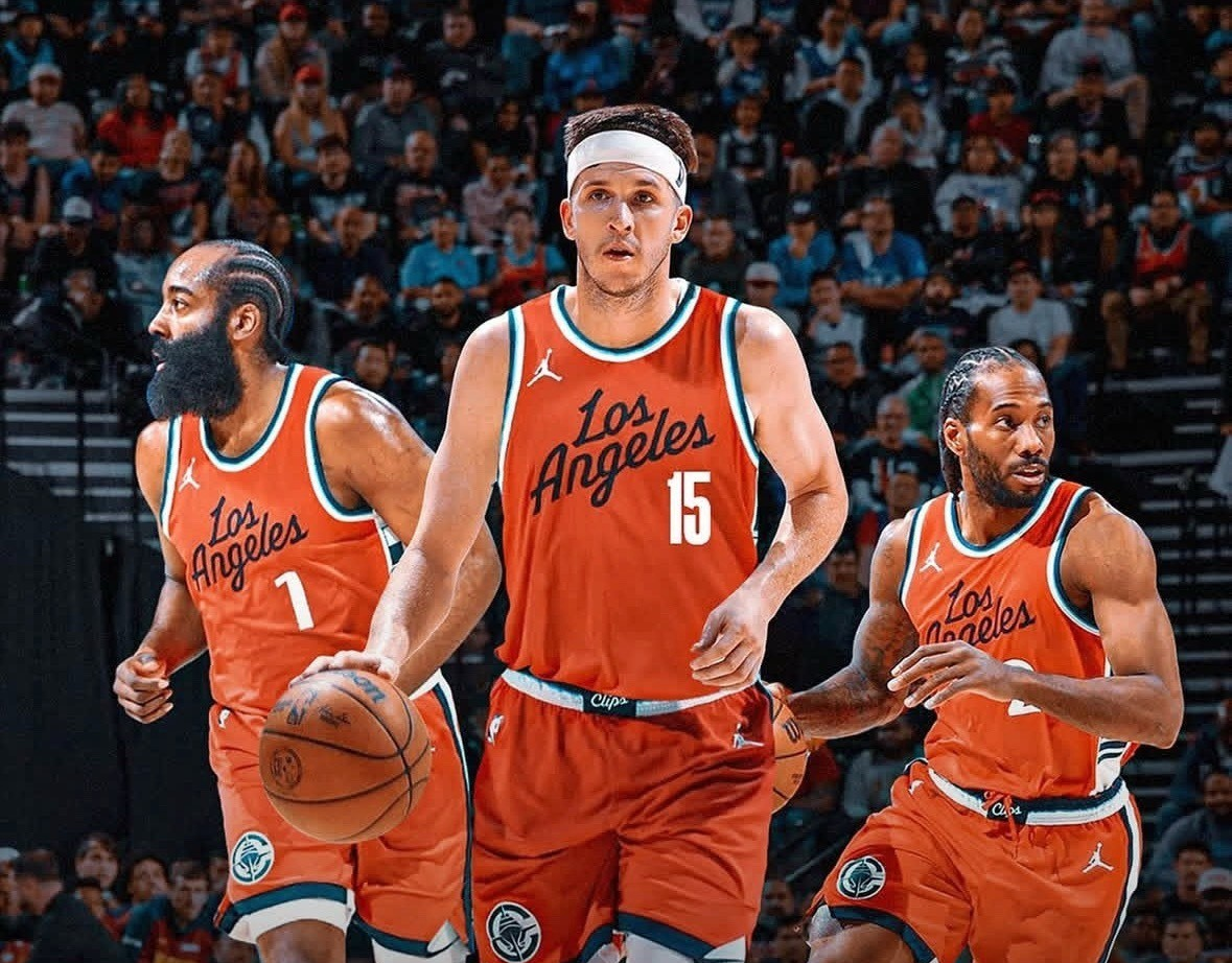 快船轻取尼克斯，麦科勒姆扛起全队